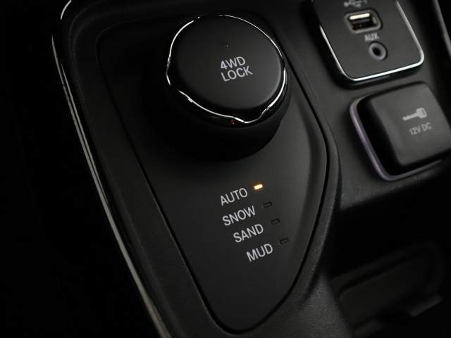 Jeep Compass II 2019 — zdjęcie 30