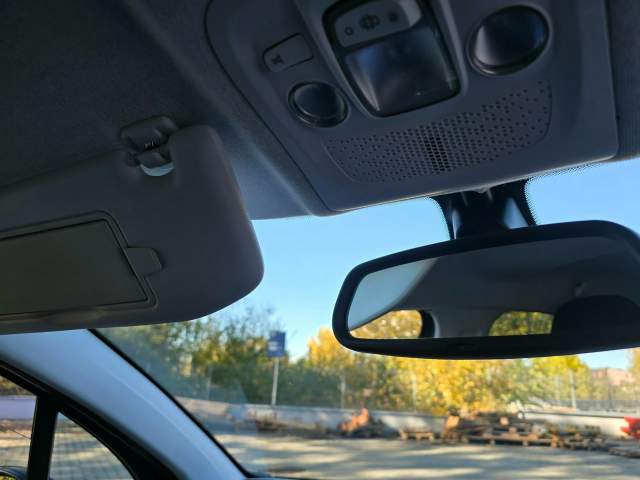Peugeot 208 I 2013 — zdjęcie 22