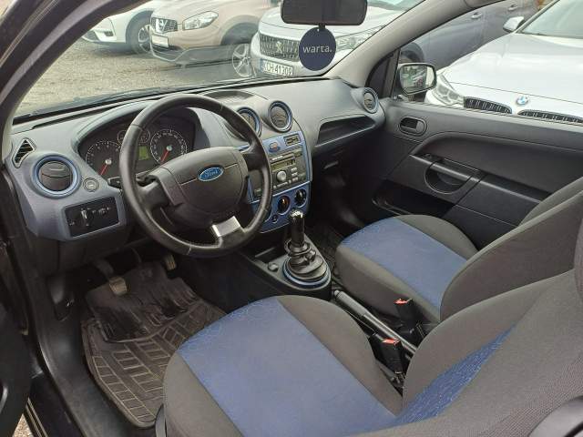 Ford Fiesta Mk6 2008 — zdjęcie 14