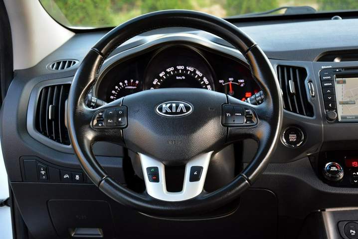 Kia Sportage III 2013 — zdjęcie 21