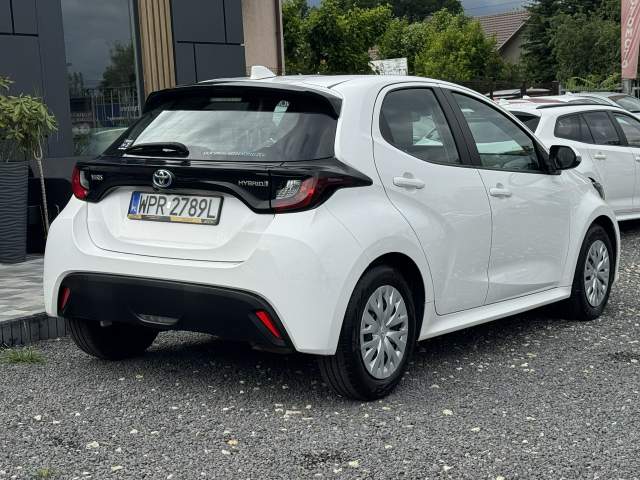 Toyota Yaris IV 2023 — zdjęcie 8