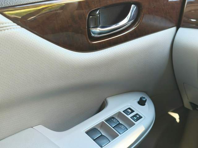 Nissan Quest IV 2015 — zdjęcie 22