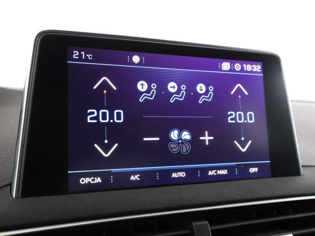 Peugeot 3008 II 2018 — zdjęcie 27