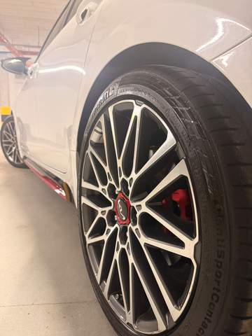 Kia Proceed I facelifting 2022 — zdjęcie 18