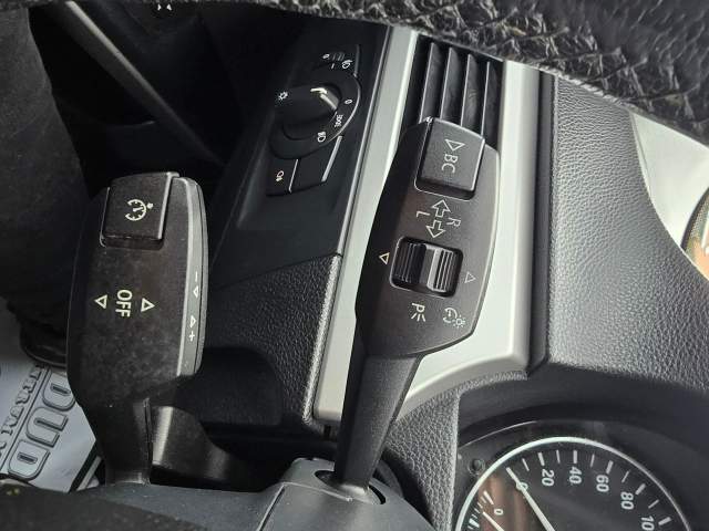 BMW 3 serii V (E90/E91/E92/E93) 2007 — zdjęcie 30
