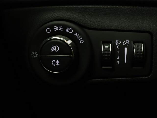 Jeep Compass II 2018 — zdjęcie 33