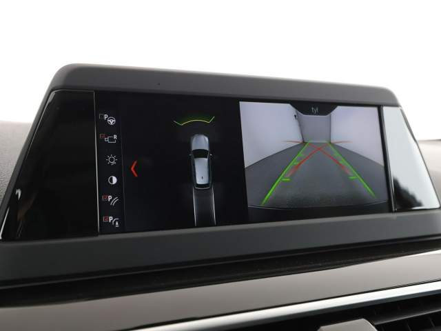 BMW 5 serii VII (G30/G31) 2019 — zdjęcie 27
