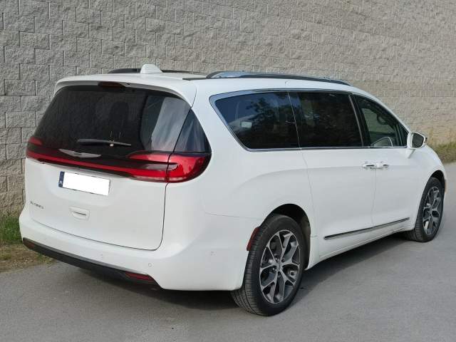 Chrysler Pacifica RU facelifting 2021 — zdjęcie 6