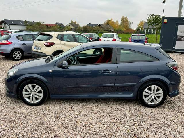 Opel Astra H facelifting 2008 — zdjęcie 17