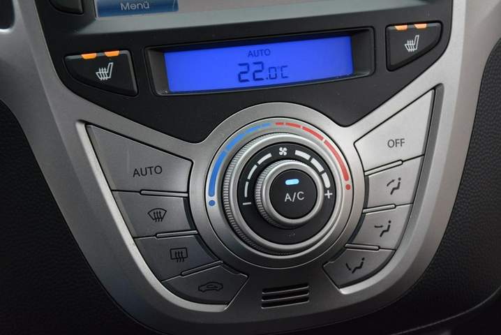 Hyundai ix20 I facelifting 2018 — zdjęcie 23