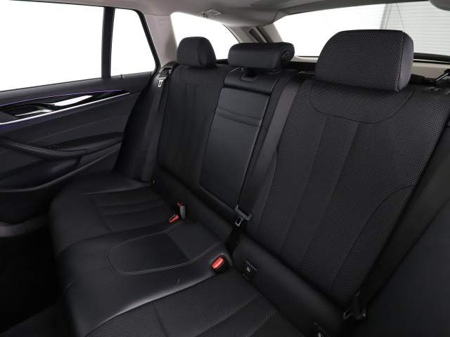 BMW 5 serii VII (G30/G31) 2019 — zdjęcie 17