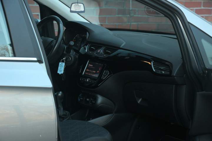 Opel Corsa E 2019 — zdjęcie 32