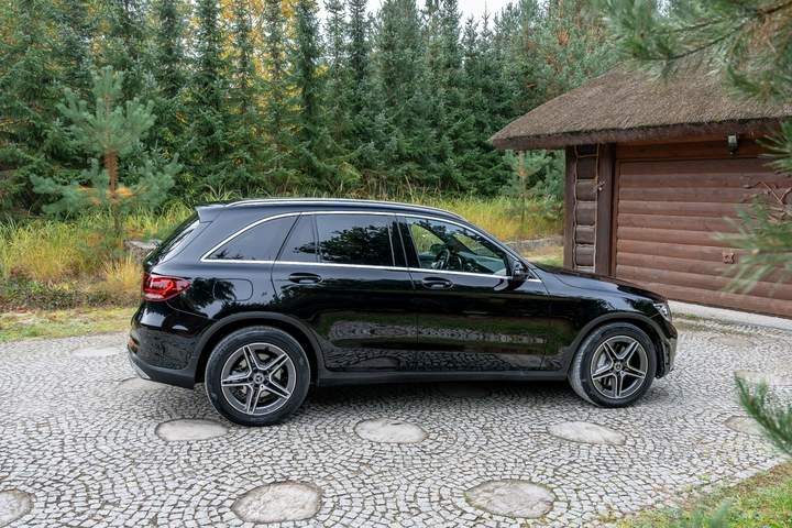 Mercedes-Benz GLC I (X253) facelifting 2020 — zdjęcie 16
