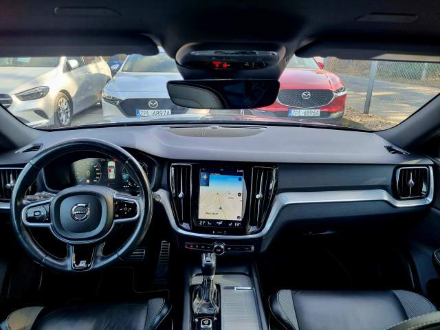 Volvo V60 II 2019 — zdjęcie 17