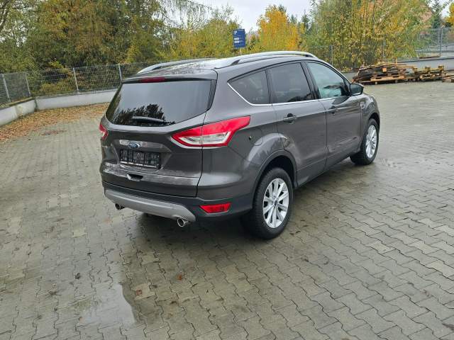 Ford Kuga II facelifting 2016 — zdjęcie 6