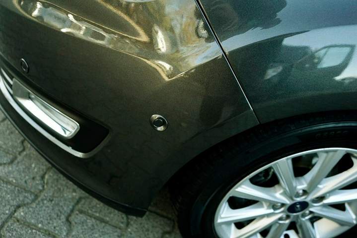 Ford C-MAX II facelifting 2016 — zdjęcie 9