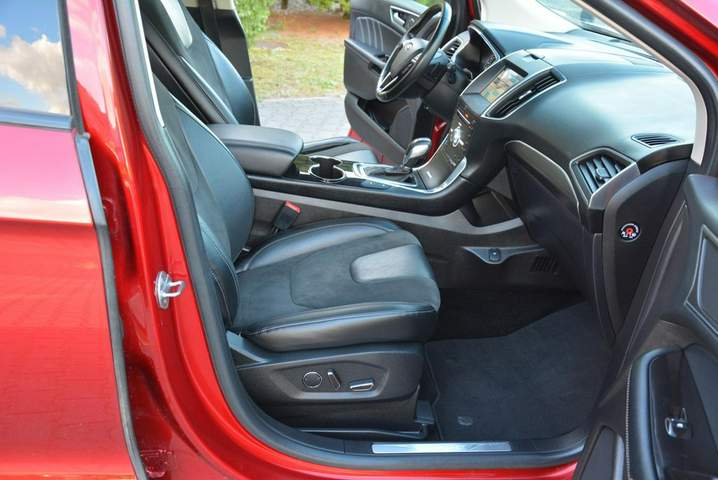Ford Edge II 2017 — zdjęcie 18