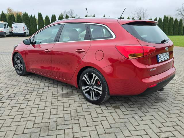 Kia Ceed II 2013 — zdjęcie 13