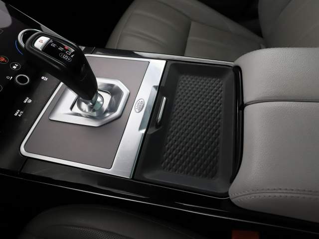 Land Rover Range Rover Evoque II 2019 — zdjęcie 28