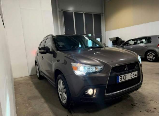 Mitsubishi ASX I 2012 — zdjęcie 13
