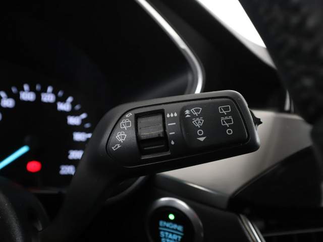 Ford Kuga III 2020 — zdjęcie 33
