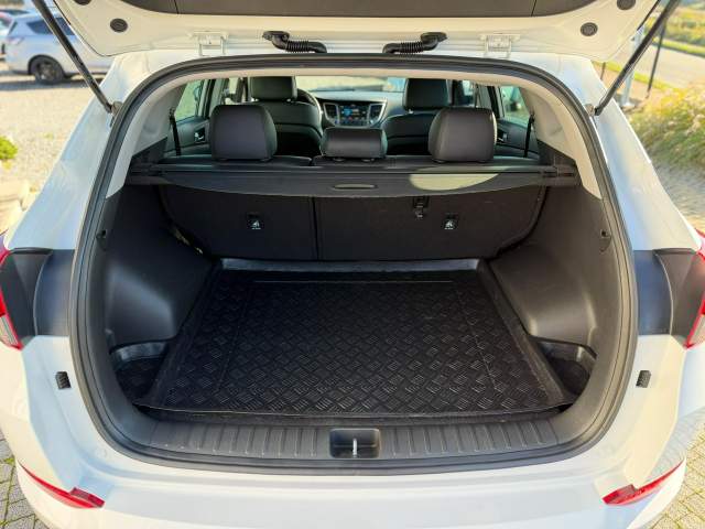 Hyundai Tucson III 2016 — zdjęcie 35