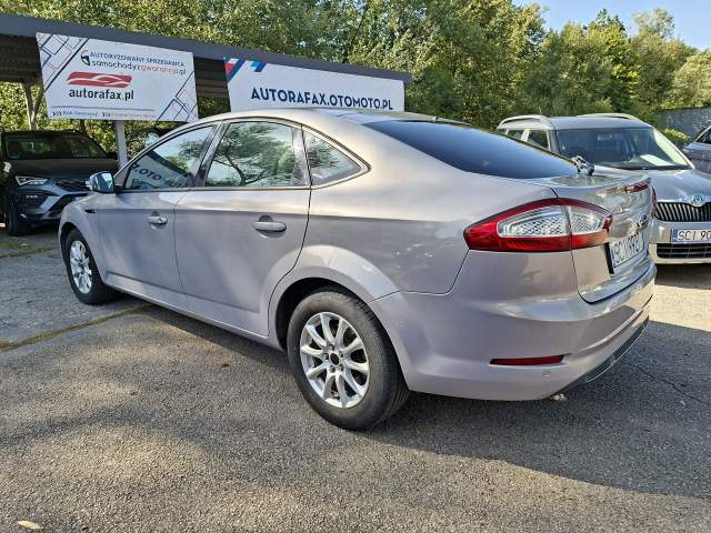 Ford Mondeo IV facelifting 2011 — zdjęcie 9