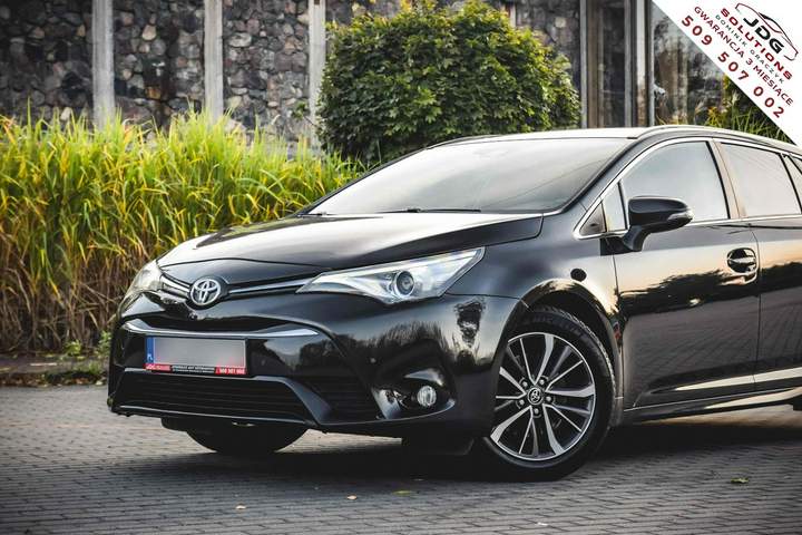 Toyota Avensis III facelifting 2 2017 — zdjęcie 33