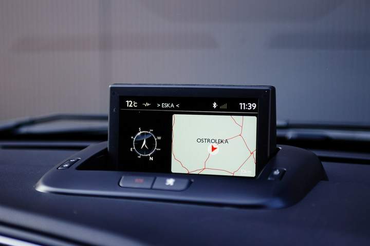 Peugeot 5008 I facelifting 2014 — zdjęcie 30