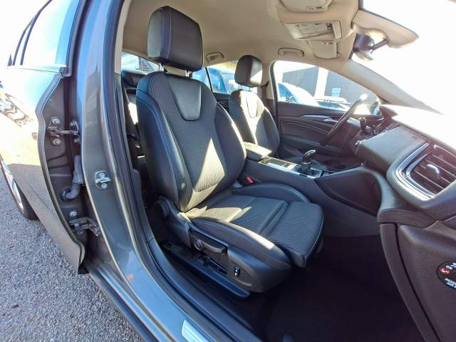 Opel Insignia II 2018 — zdjęcie 28