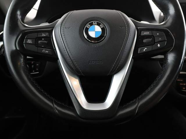 BMW 5 serii VII (G30/G31) 2019 — zdjęcie 21