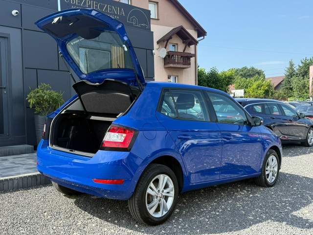 Skoda Fabia III facelifting 2021 — zdjęcie 33
