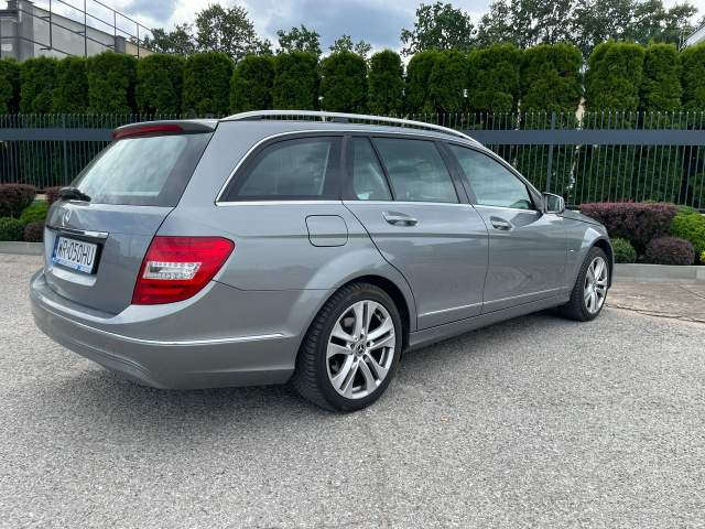 Mercedes-Benz C-Klasa III (W204) facelifting 2011 — zdjęcie 10