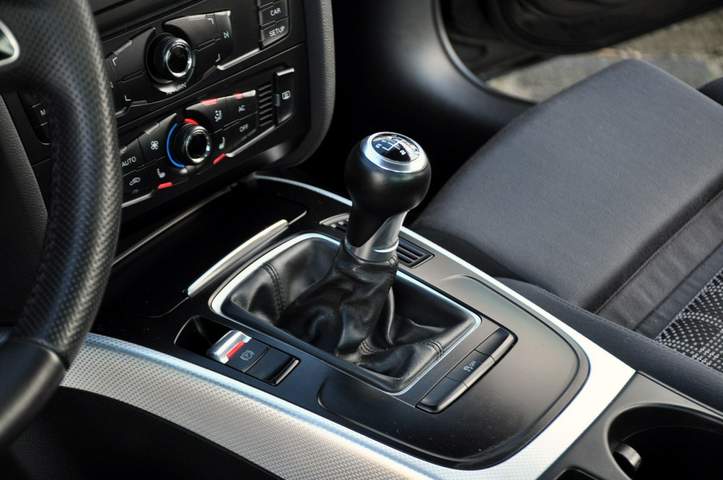 Audi A4 IV (B8) 2011 — zdjęcie 33