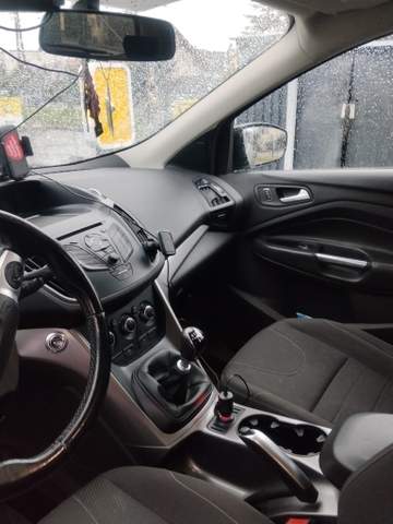 Ford Kuga II 2015 — zdjęcie 9