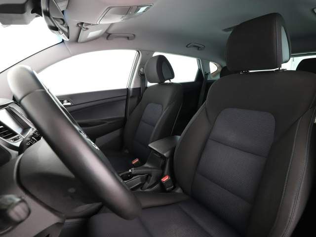 Hyundai Tucson III 2016 — zdjęcie 13