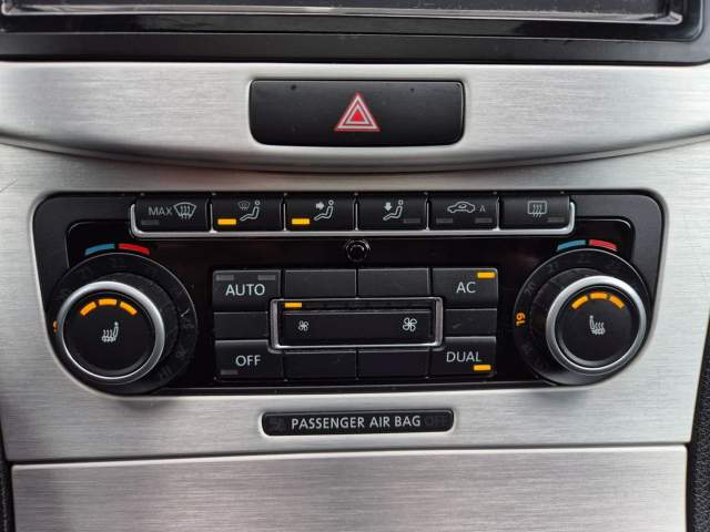 Volkswagen Passat B7 2011 — zdjęcie 13