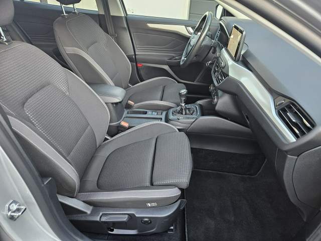 Ford Focus IV facelifting 2021 — zdjęcie 28