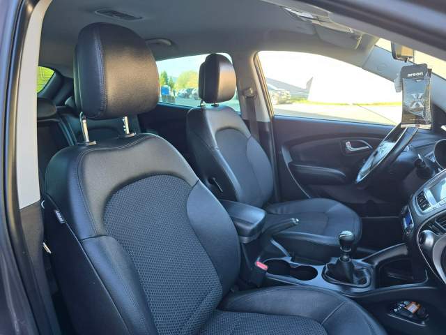 Hyundai ix35 I 2013 — zdjęcie 18
