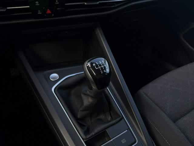Volkswagen Golf VIII 2021 — zdjęcie 28