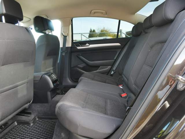 Volkswagen Passat B8 2015 — zdjęcie 13