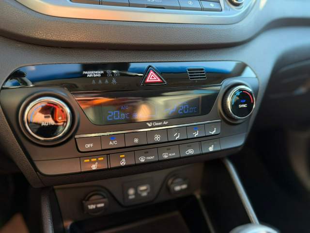 Hyundai Tucson III 2016 — zdjęcie 25