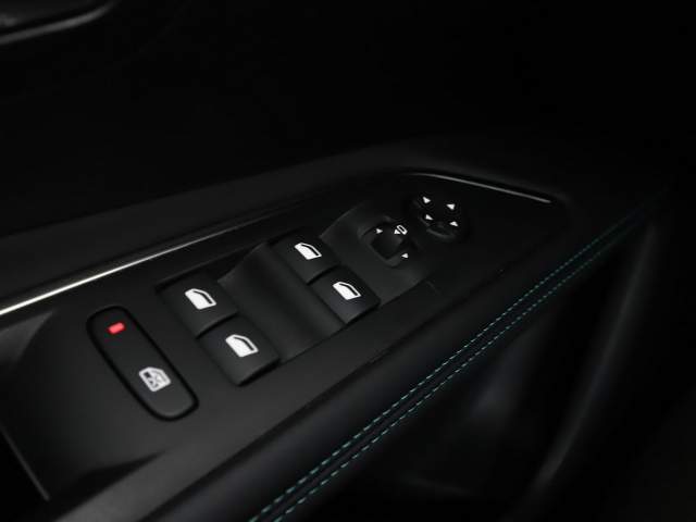 Peugeot 3008 II facelifting 2023 — zdjęcie 40