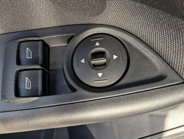 Ford Focus III facelifting 2015 — zdjęcie 29
