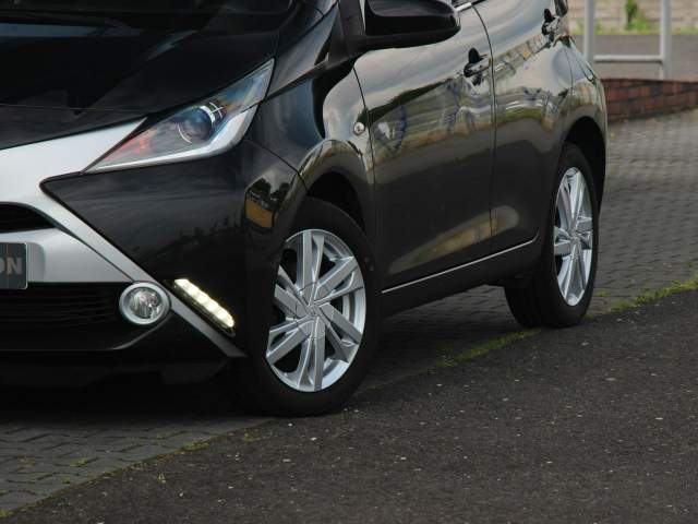 Toyota Aygo II 2017 — zdjęcie 5