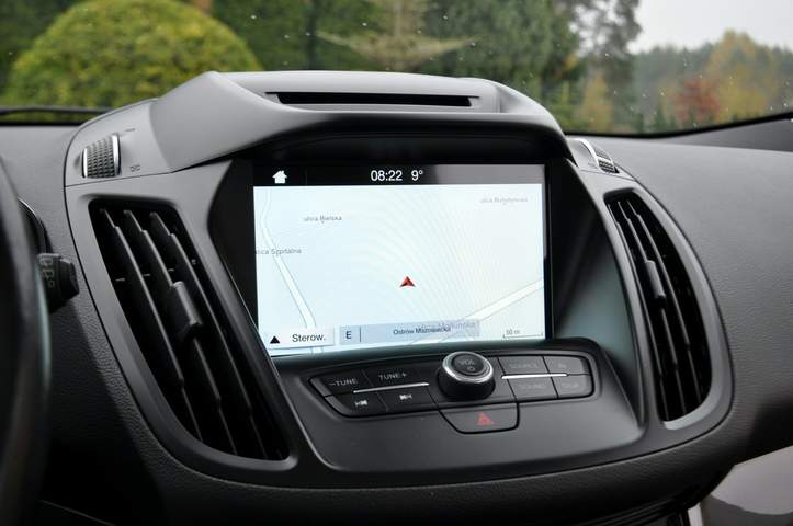 Ford Kuga II facelifting 2017 — zdjęcie 30