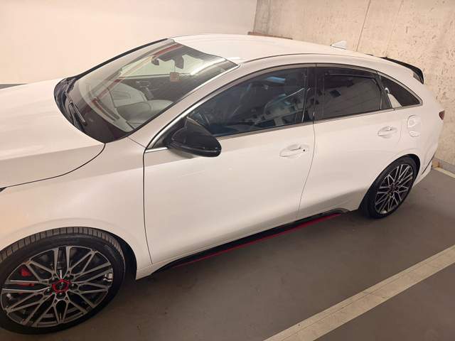 Kia Proceed I facelifting 2022 — zdjęcie 23