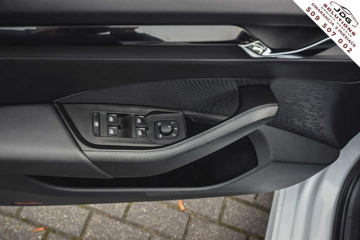 Skoda Octavia III (A7) facelifting 2020 — zdjęcie 14