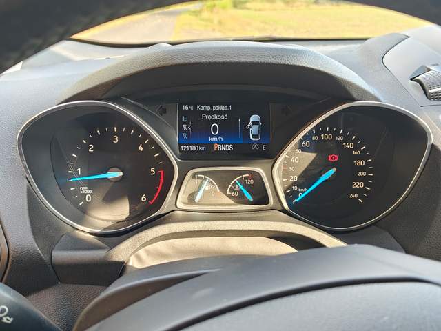 Ford Kuga II facelifting 2019 — zdjęcie 6