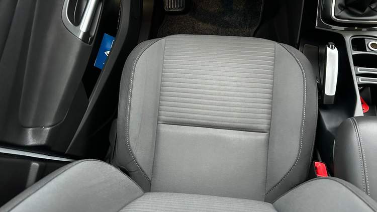 Ford C-MAX II facelifting 2015 — zdjęcie 14